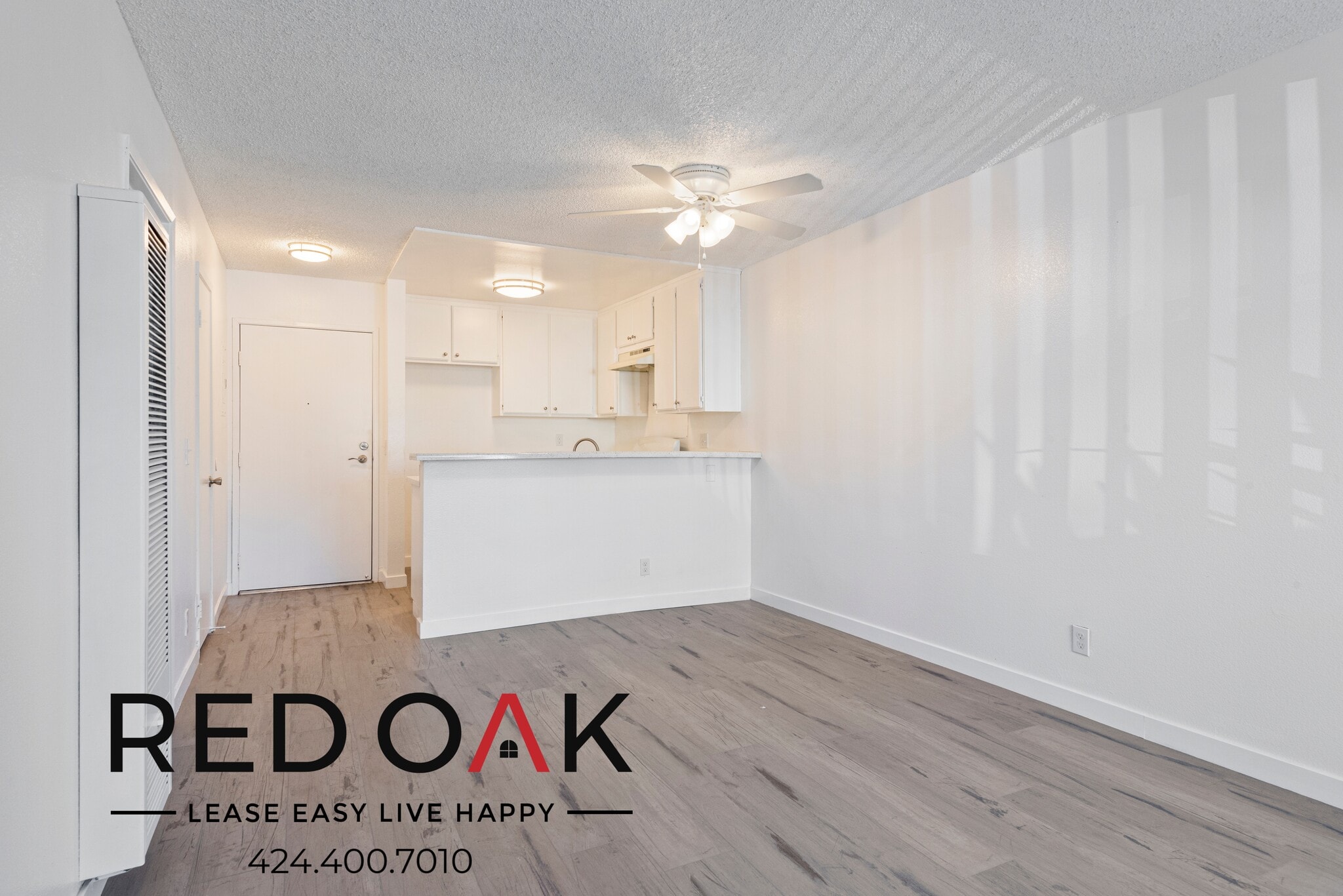 Building Photo - 16200 Vermont Ave