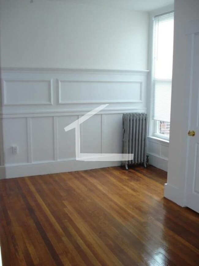 Building Photo - 37 St Lukes Rd