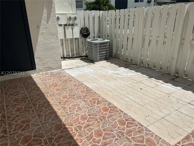 Building Photo - 15431 SW 86th Terrace