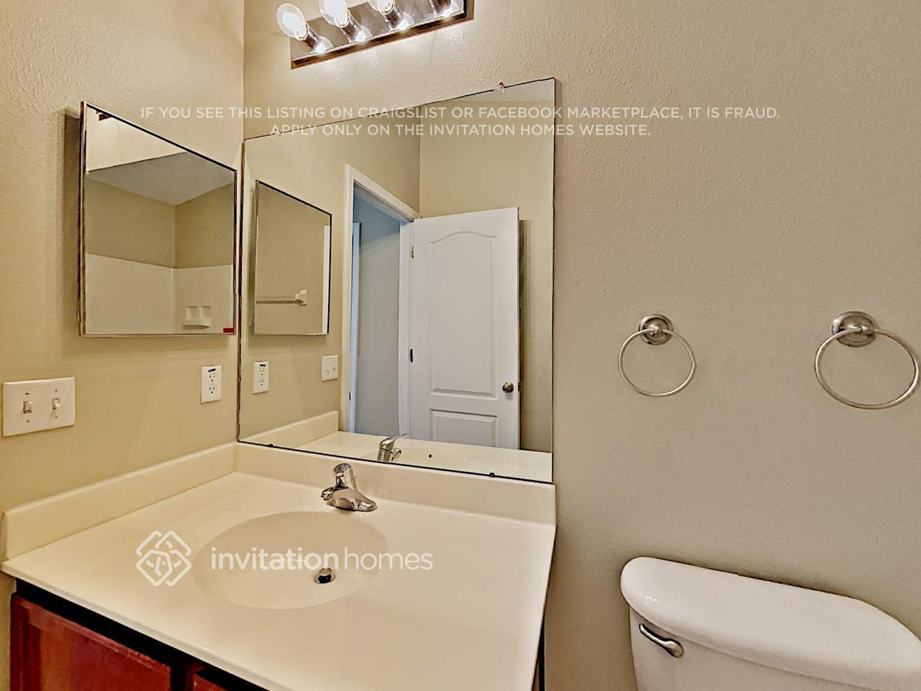 Building Photo - 12610 Evington Point Dr