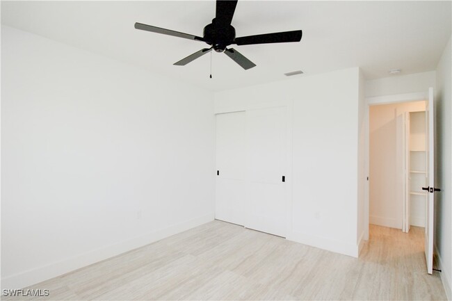 Building Photo - 1435 Curlew Ave