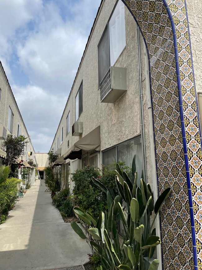 View from the Entrance - 11025 Kittridge St
