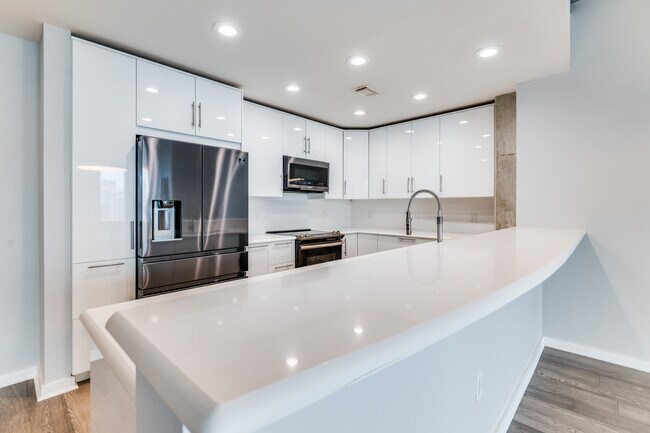 all new appliances - 360 Nueces St