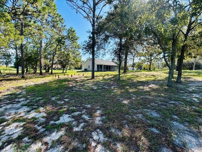 Building Photo - 2013 Finland Dr