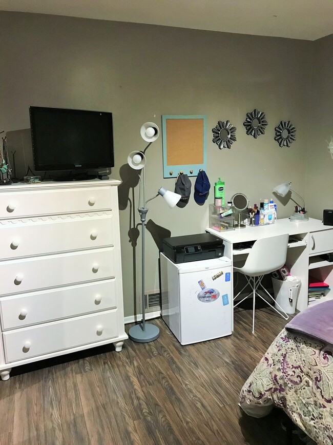 Building Photo - 3603 Dawson St