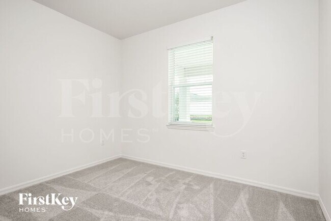 Building Photo - 1210 Ponca Rd