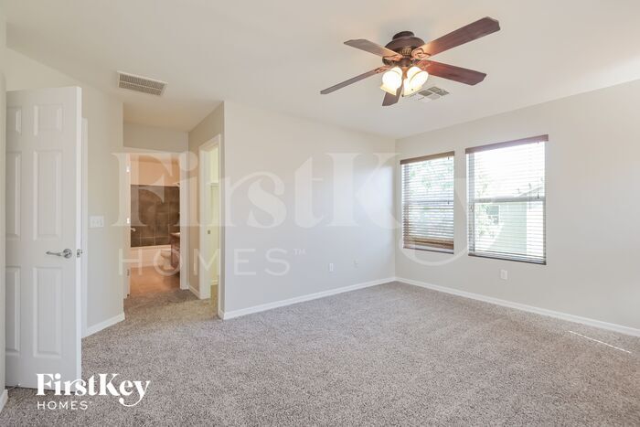 Building Photo - 7625 E Desert Overlook Dr