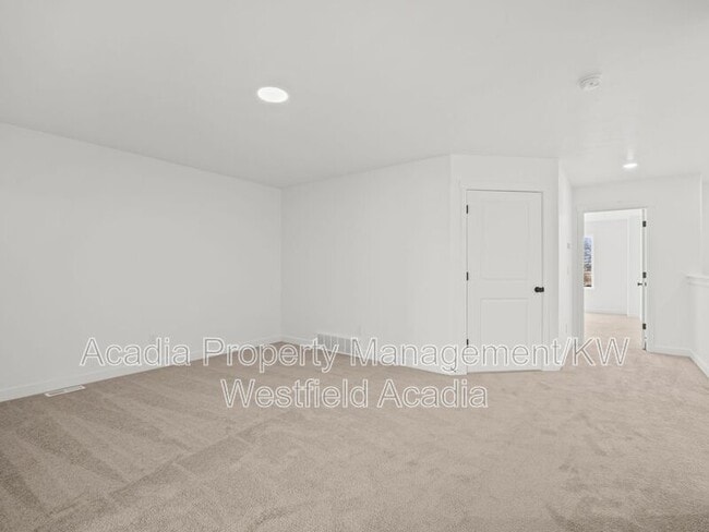 Building Photo - 226 E 860 S