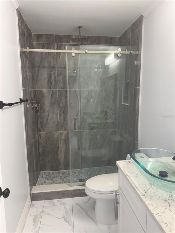 Building Photo - 5617 Gateway Dr