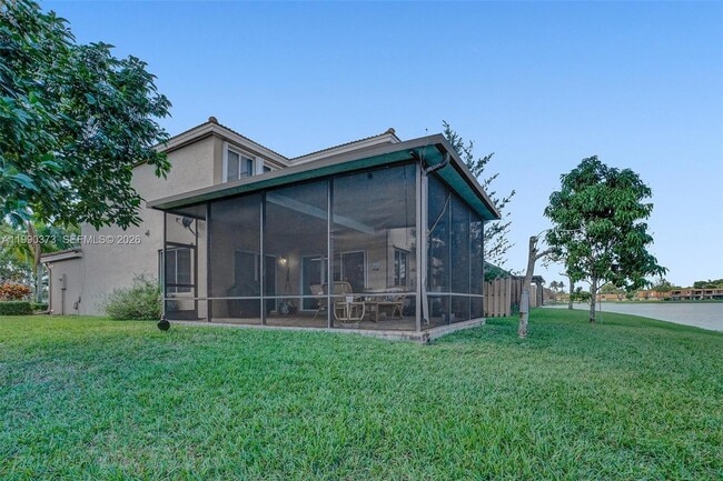 Building Photo - 1726 SW 110th Terrace