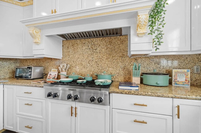 Building Photo - 1853 Penasco Rd