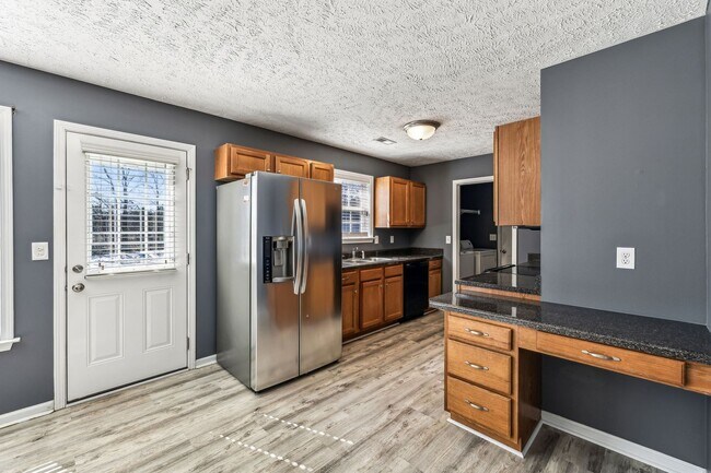 Building Photo - Upperglade Ct