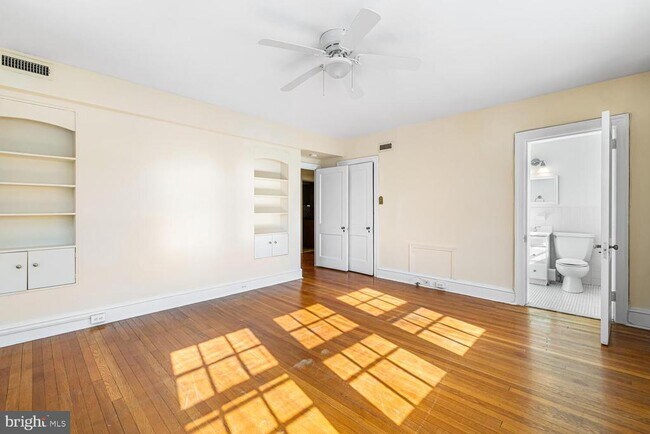 Building Photo - 415 City Ave