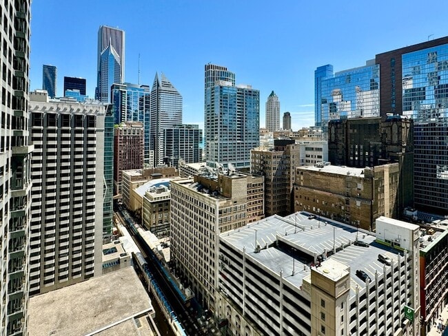 Building Photo - 200 N Dearborn St