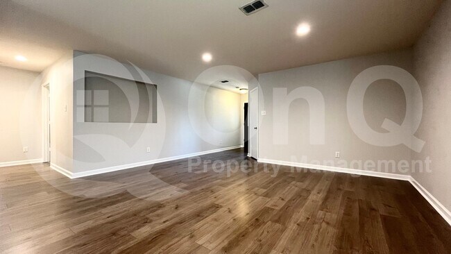 Building Photo - 13269 Fowler Dr