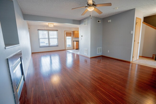 Building Photo - 5500 Glendalough St