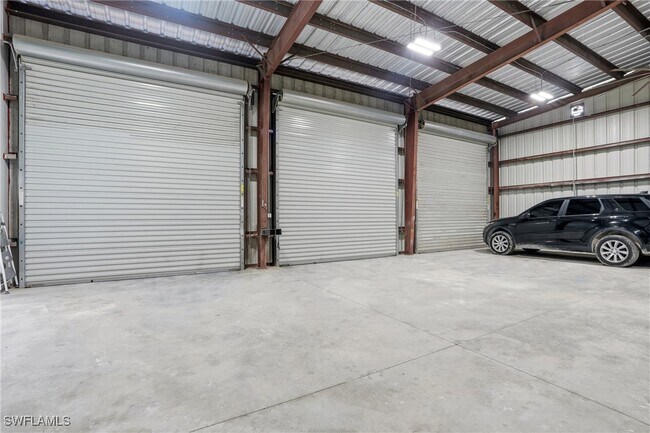 Building Photo - 6070 Lancewood Way