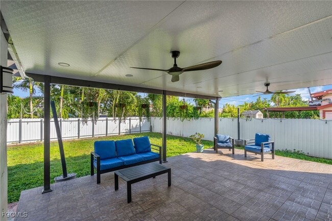 Building Photo - 1815 SW 85th Ct