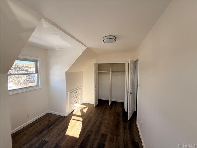 Building Photo - 351 Roquette Ave