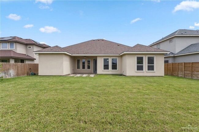 Building Photo - 19 W Red River Ave