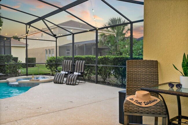 Building Photo - 4140 Oak Tree Dr