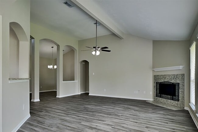 Building Photo - 3318 Noble Hollow Dr