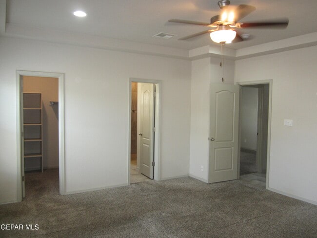 Building Photo - 323 Malta St