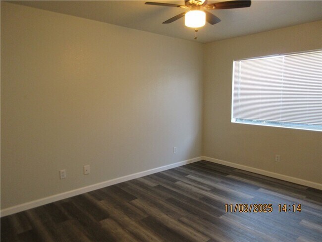 Building Photo - 1755 Gordon Dr