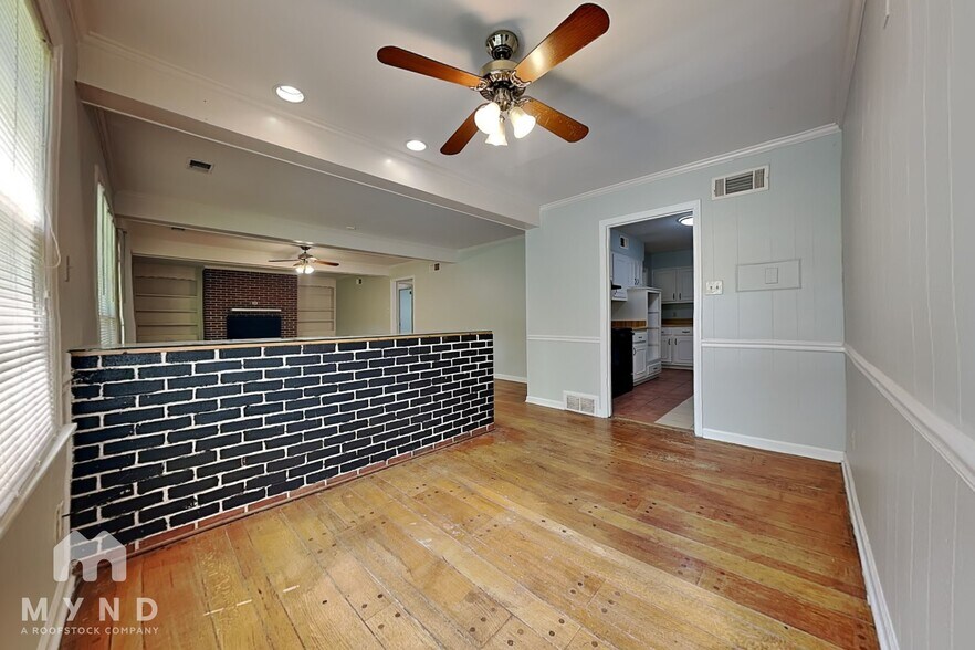 Building Photo - 3973 Otter Dr