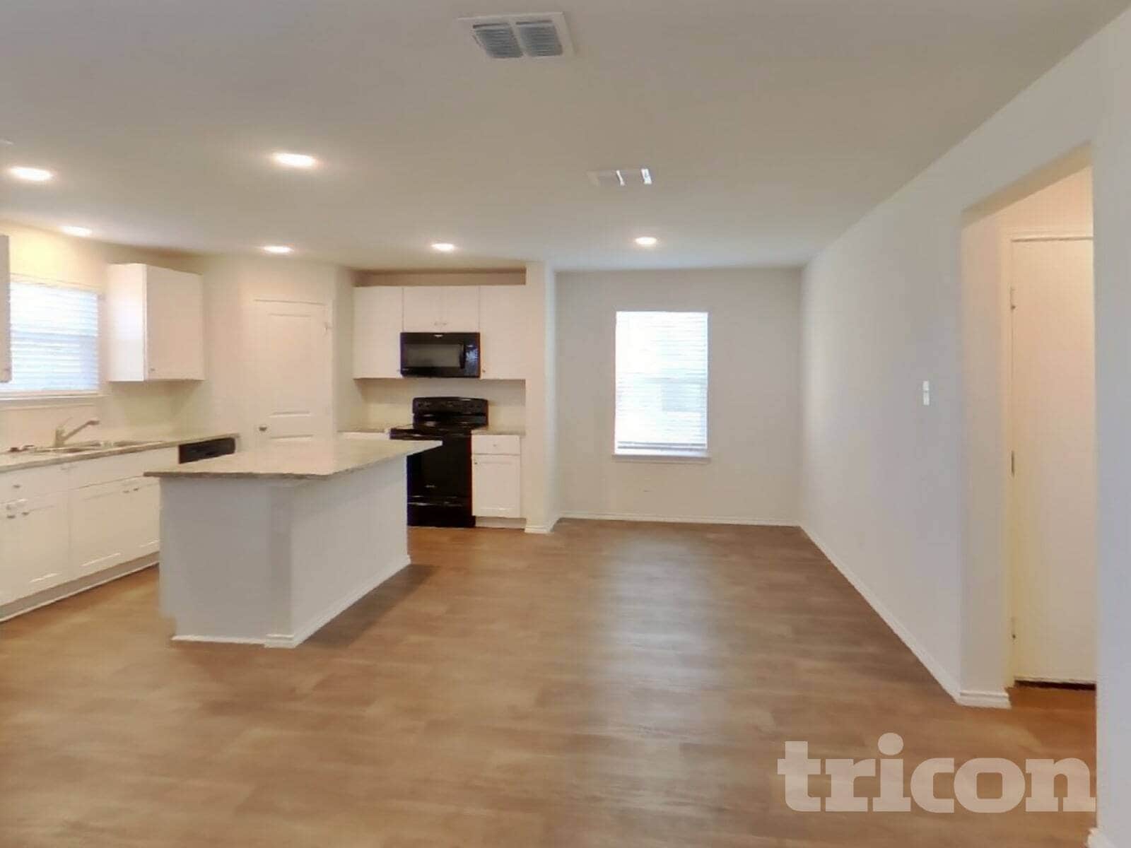 Building Photo - 13215 Winemaker Dr