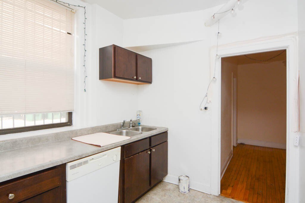 Building Photo - 2338 N Spaulding Ave
