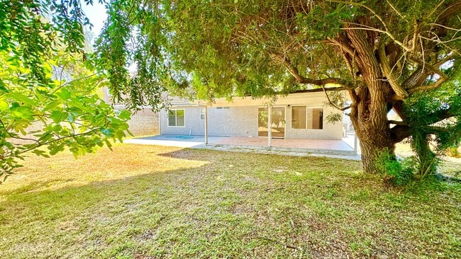 Building Photo - Beautiful Updating throughout Home!  Kitch...