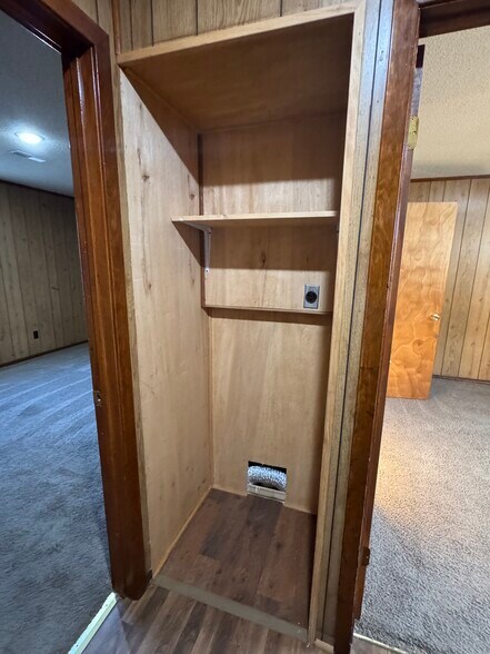 Building Photo - 43 Jim Banks Rd