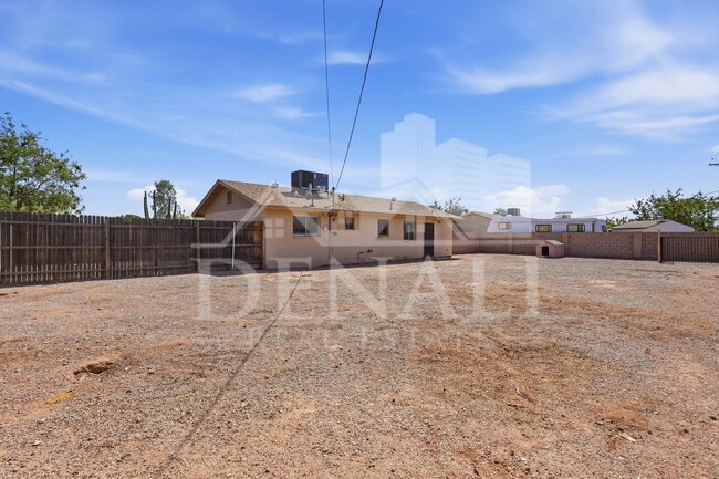 Building Photo - 11540 E Elton Ave