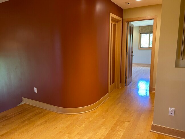 Foyer to Master suite - 13995 Centerline Rd