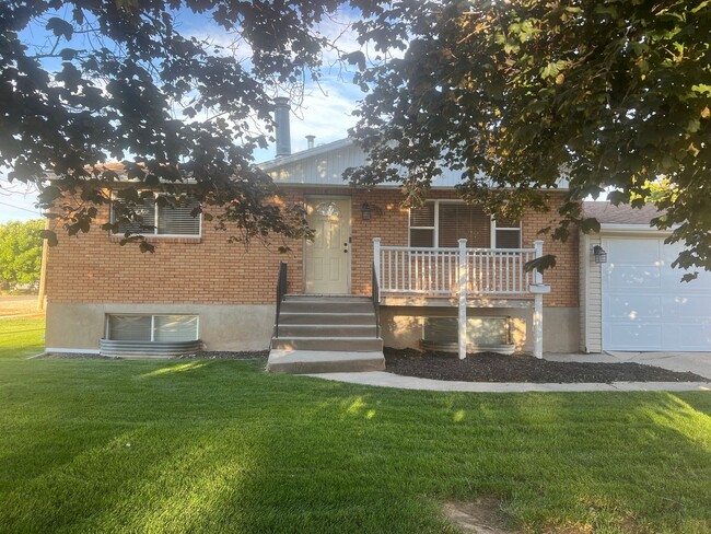 Building Photo - Home in Nephi, UT