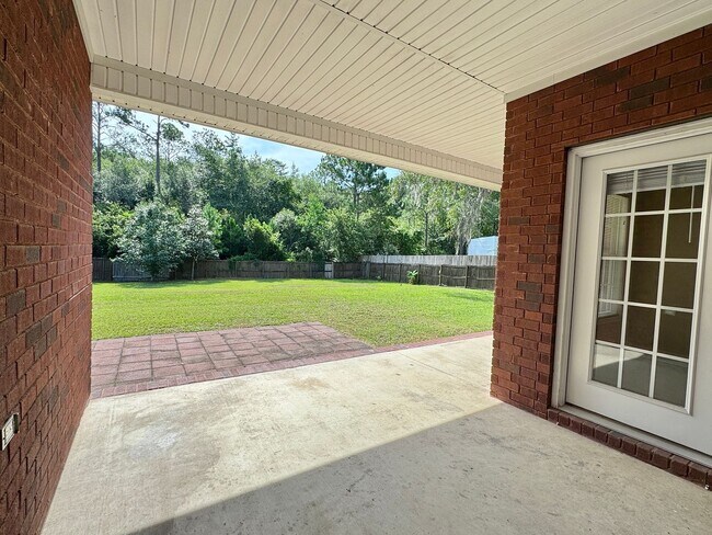 Building Photo - COMING LATE FEBRUARY 2026! (Pet Friendly)