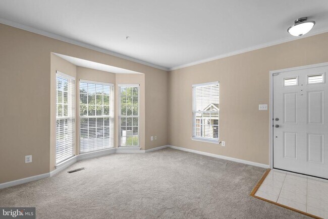 Building Photo - 6381 Stockbridge Overlook Ct