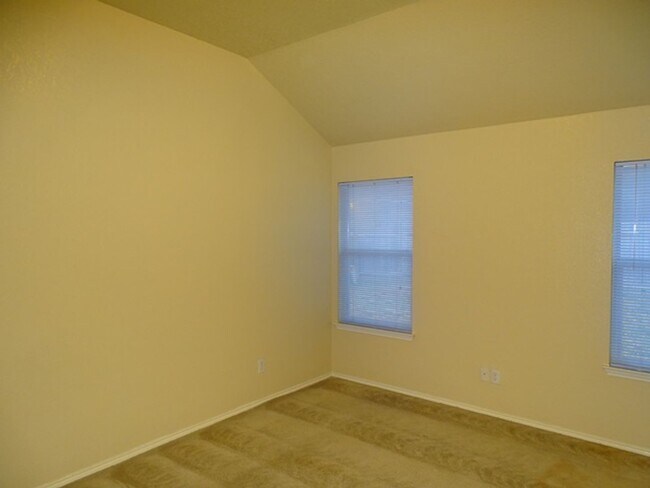 Building Photo - 6046 Mountain Meadow