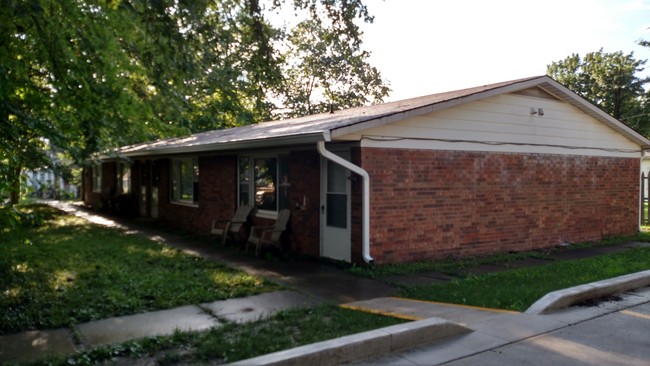 Primary Photo - 411 Central Ave
