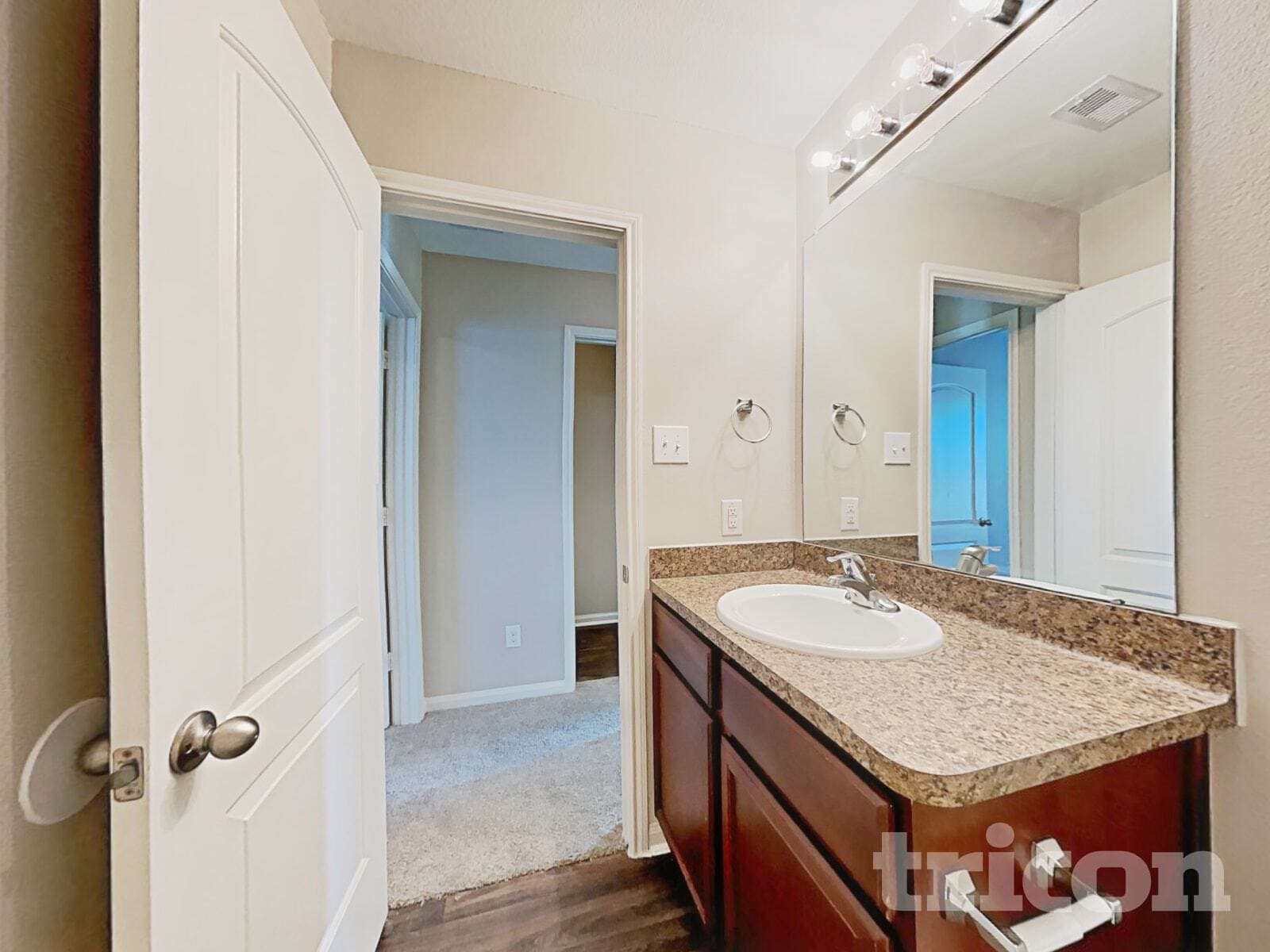 Building Photo - 5718 Treasure Cove Rd