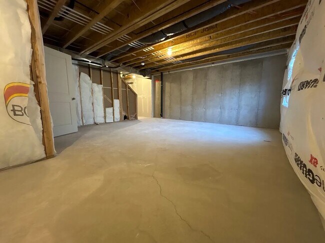 Building Photo - 2974 W Graham Lp