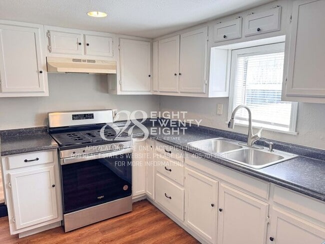 Building Photo - 2 Bed/1 Bath Single Family Home Available NOW in Del City!