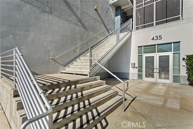 Building Photo - 435 W Center Street Promenade