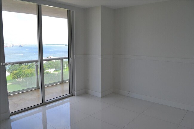 Building Photo - 50 Biscayne Blvd