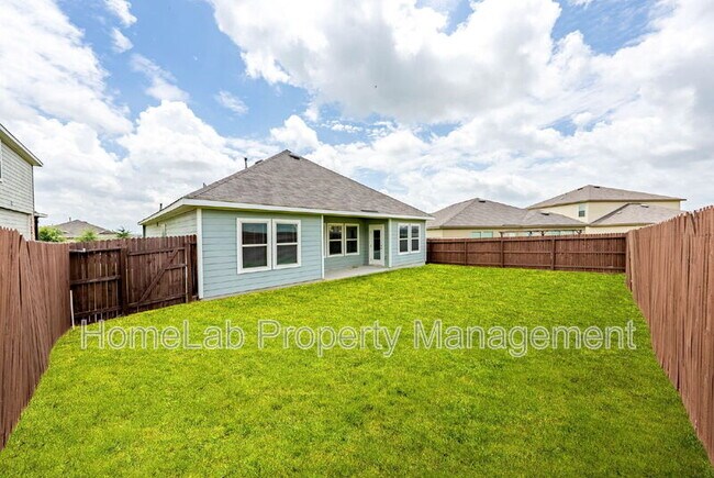 Building Photo - 6723 Shiraz Wy