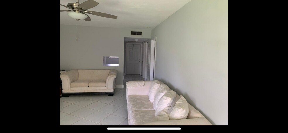 Building Photo - 6720 Arbor Dr