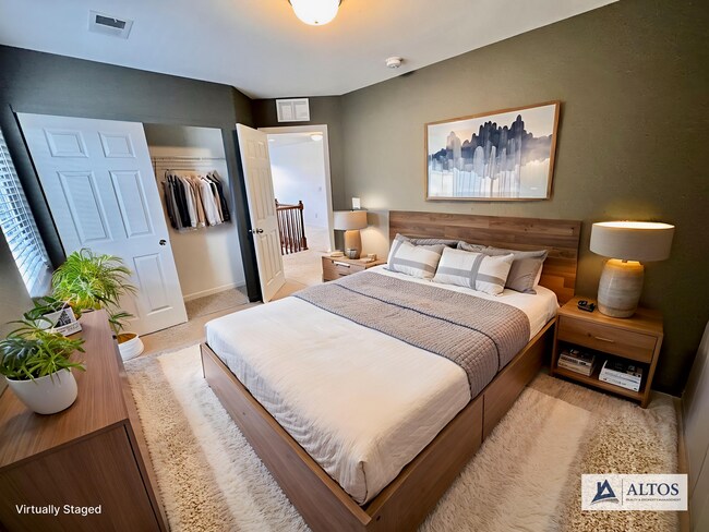 Building Photo - Large 4 bedroom home with a Fully Finished...