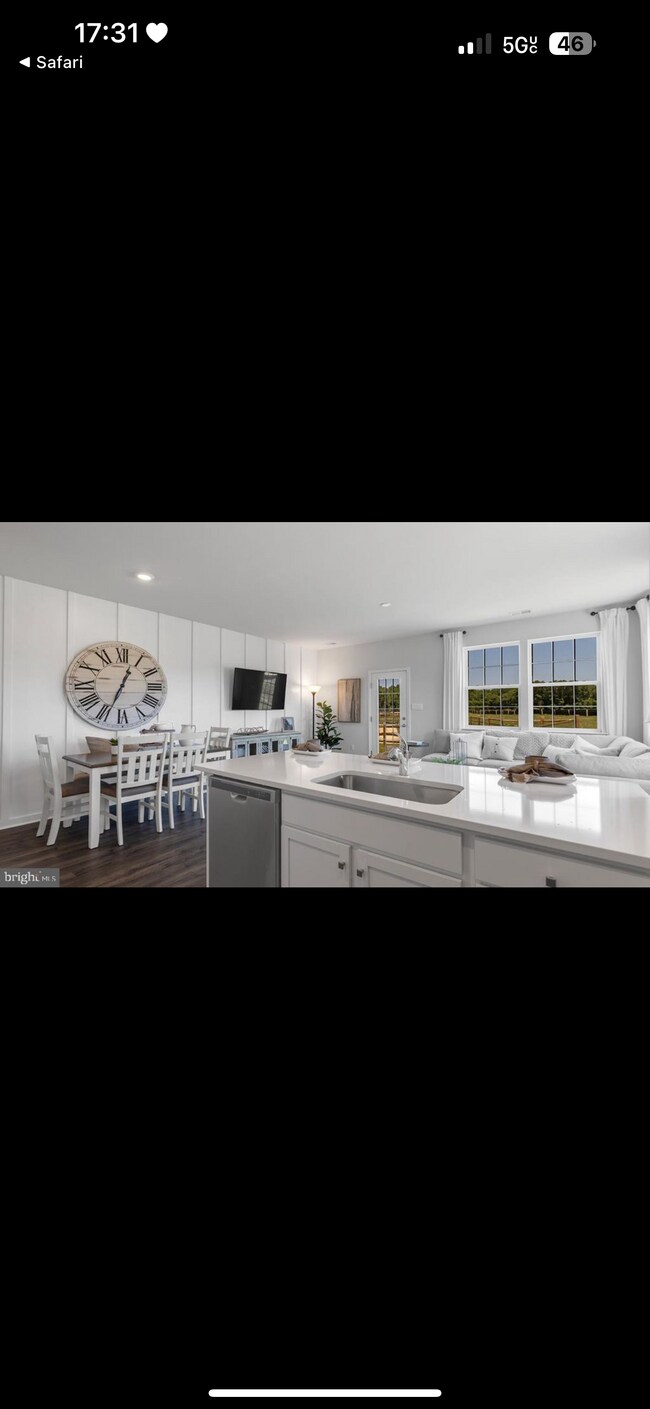 Building Photo - 308 Mazzeo Dr