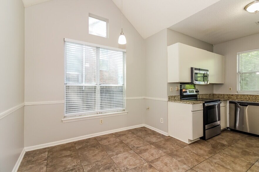 Building Photo - 8183 Walnut Valley Cove